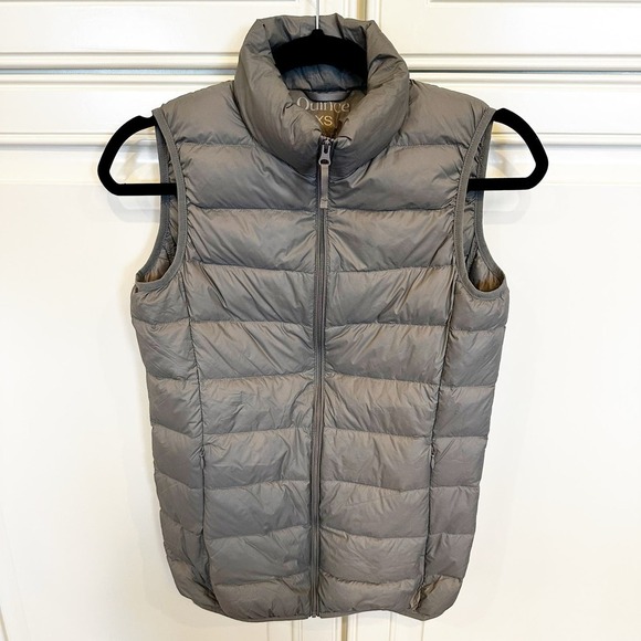 Quince Women’s Down Filled Quilted Lightweight Puffer Vest - Picture 1 of 8